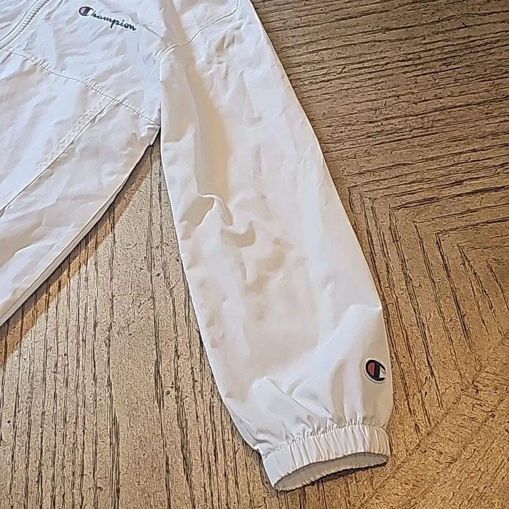 Boys Champion white wind breaker jacket size S